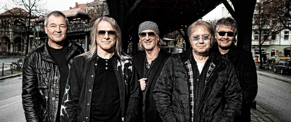 L'hard rock infuocato dei Deep Purple si esibisce a Padova